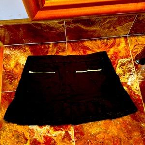 Pleated Bottom Hurley Skirt Size 3